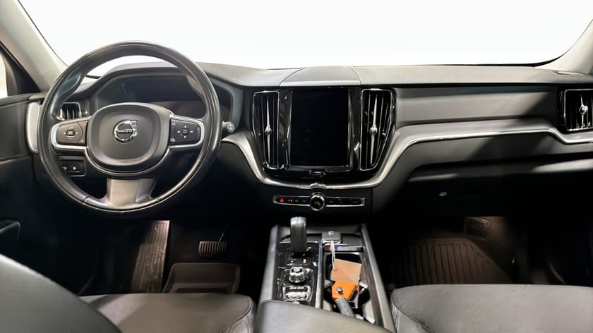 Bild 4 av Volvo XC60 T6 Inscription 340hk Recharge AWD  Dragkrok Värmare Panorama