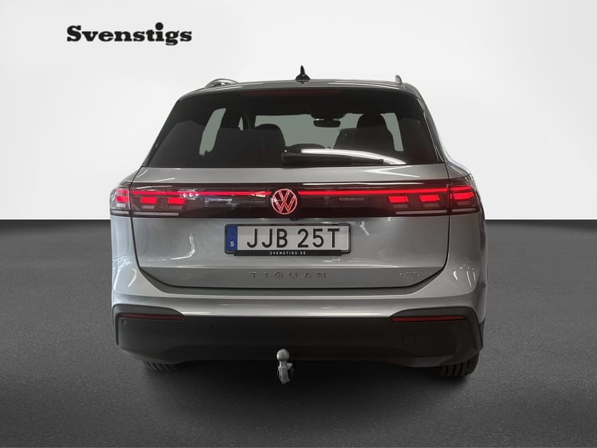 Bild 3 av Volkswagen Tiguan LIFE 1.5 eTSI 150 HK Drag Backkamera