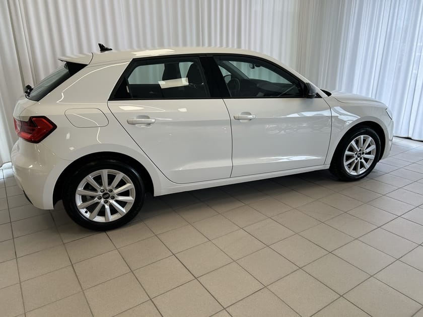 Bild 2 av Audi A1 Sportback 30 TFSI SB TSI 110 DSG