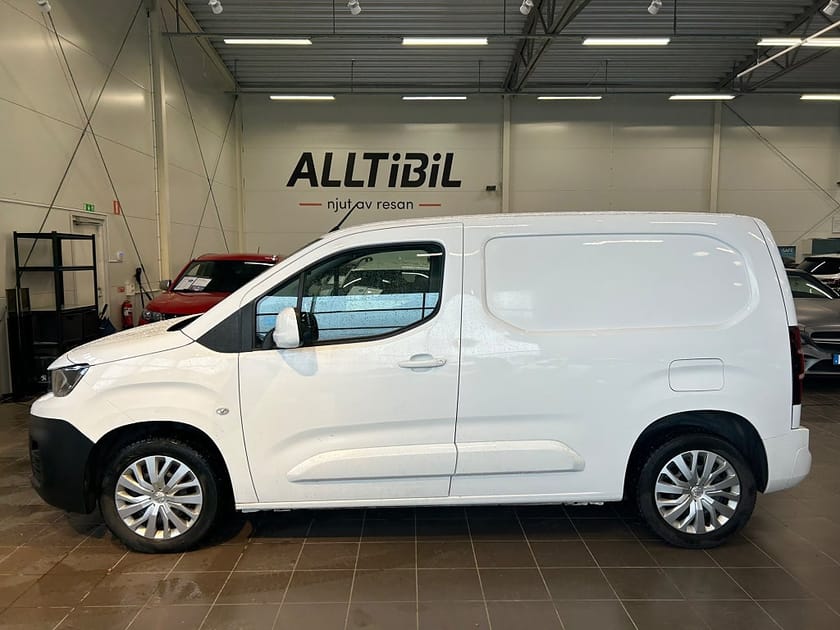 Bild 3 av Peugeot Partner Utökad Last PRO+ L1 130 AUT Drag/Värmare/Kamera/Kam Bytt