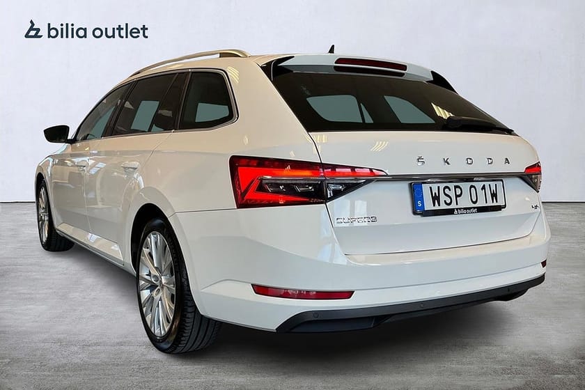 Bild 3 av Škoda Superb Kombi Skoda 4x4 Business Ed, Style 200hk Drag Värmare Kamera