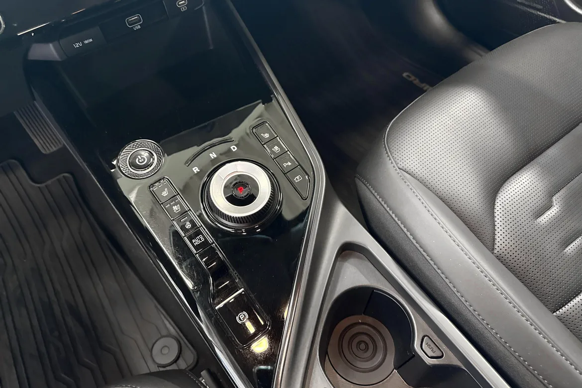 picture of a car