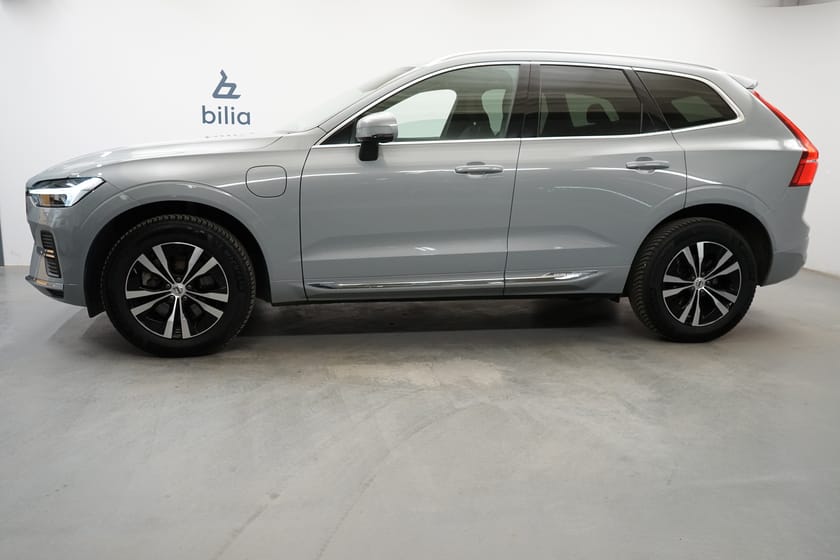 Bild 2 av Volvo XC60 Recharge T6 Core Bright, Dragkrok, Navigation, on call