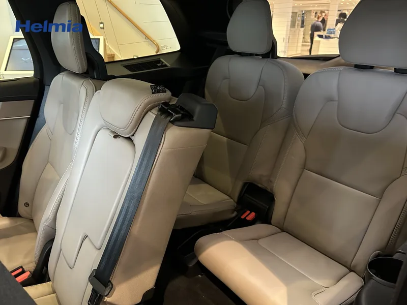 Bild 10 av 14 – Volvo XC90 T8 Ultra Dark