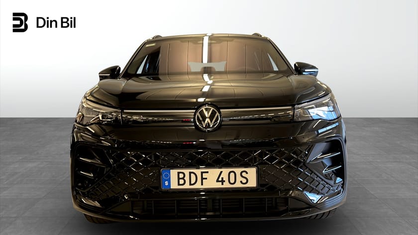 Bild 4 av Volkswagen Tiguan R-LINE TDI 4M- Fyrhjulsdrivet med sportig design!