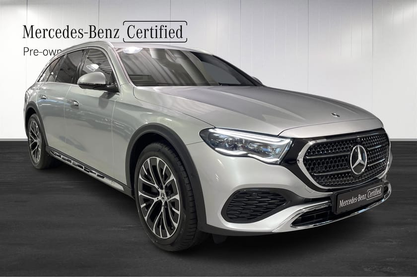 Bild 2 av Mercedes-Benz E 300 d e 4MATIC All-Terrain DE ALL-TERRAIN/AIRMATIC/SUPERSCREEN/DRAG