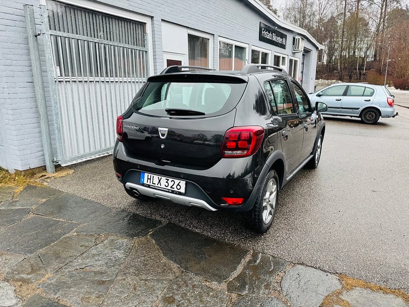 Bild 3 av Dacia Sandero Stepway 0.9 TCE 90HK AUTOMAT / BACKKAMERA / NAVI