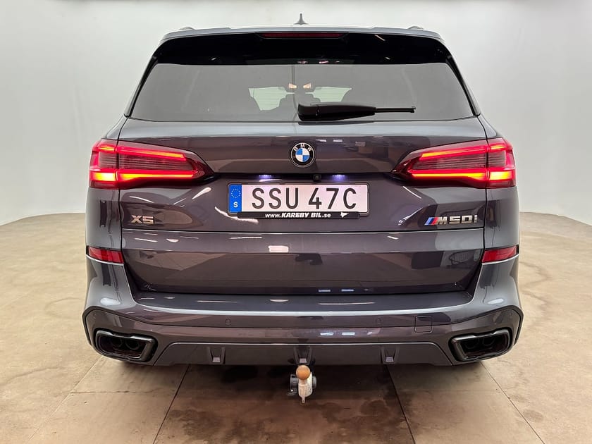 Bild 5 av BMW X5 M50i 530hk Pano | 360° | H/K | Navi | Drag | Laser