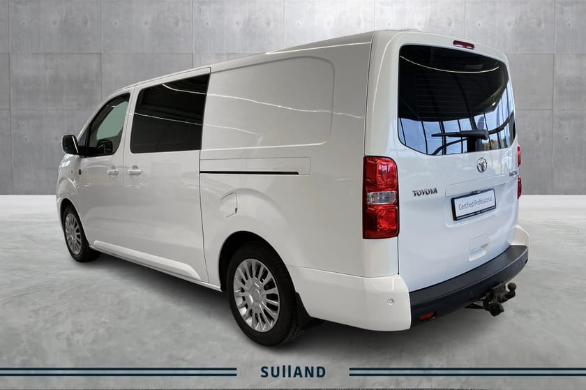 Bilde 3 av Toyota Proace 4x4, Comfort L2 Lang  - Lazer Lys, Innredning