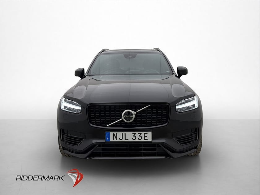 Bild 2 av Volvo XC90 7 Säten Recharge T8 AWD Ultra Dark 7-Sits B&W Drag Pano