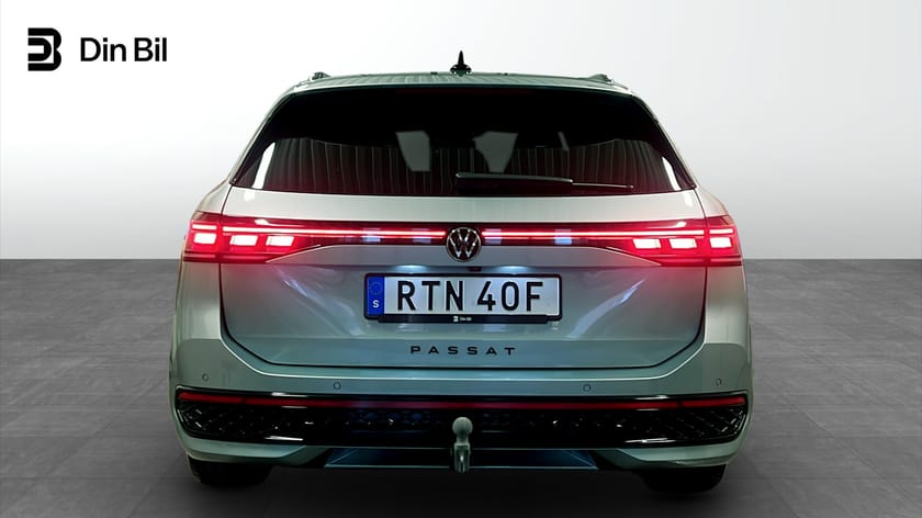 Bild 5 av Volkswagen Passat Sportscombi TDI193 4M DSG R-line P-värmare/Drag