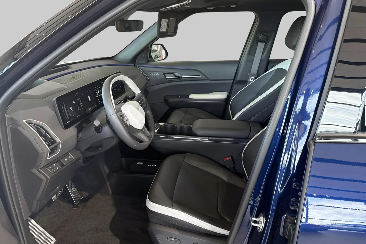 picture of a car