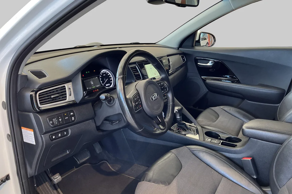picture of a car
