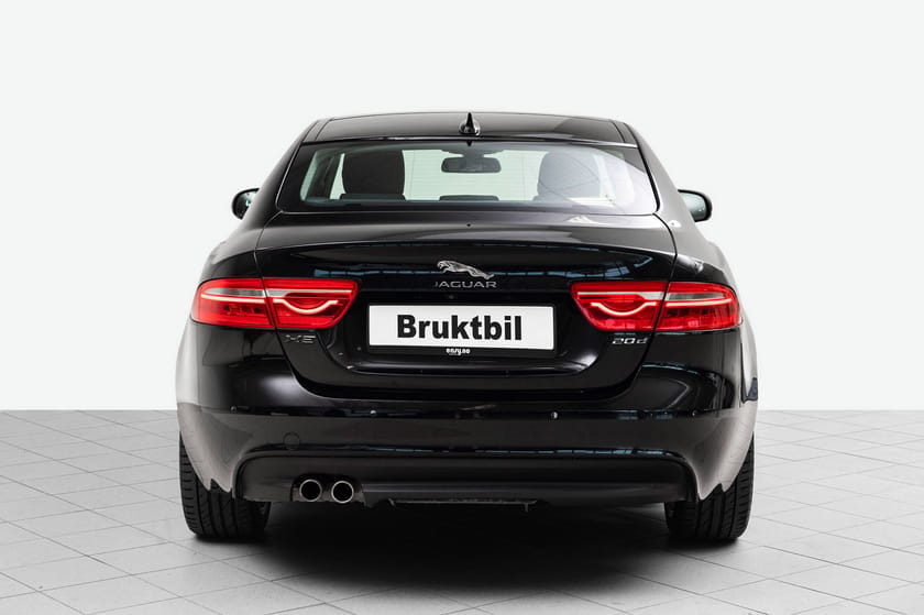 Bilde 4 av Jaguar XE 20d / Soltak / Ryggekamera/El.stoler/DAB/EU27++