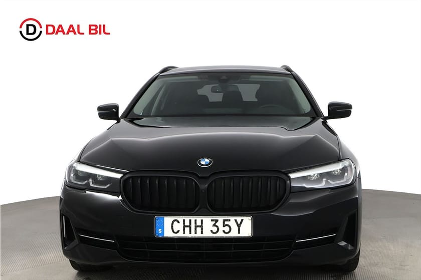 Bild 2 av BMW 520d xDrive Touring 190HK SPORT LINE DRAG B-KAM P-VÄRM LÄDER