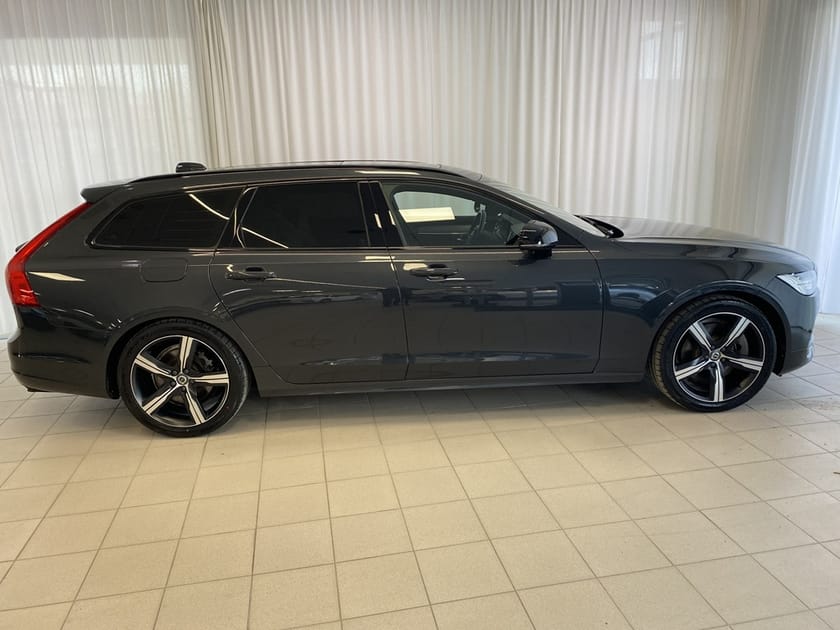 Bild 2 av Volvo V90 RECHARGE T8 AWD GEARTRONIC 392 HK