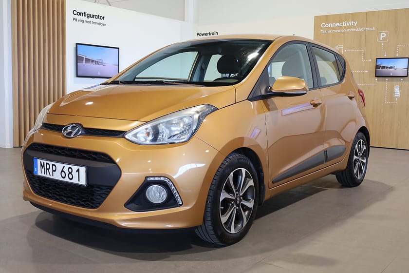 Bild 2 av Hyundai i10 1.2 Premium AUT PDC AC Blåtand Rattvärme