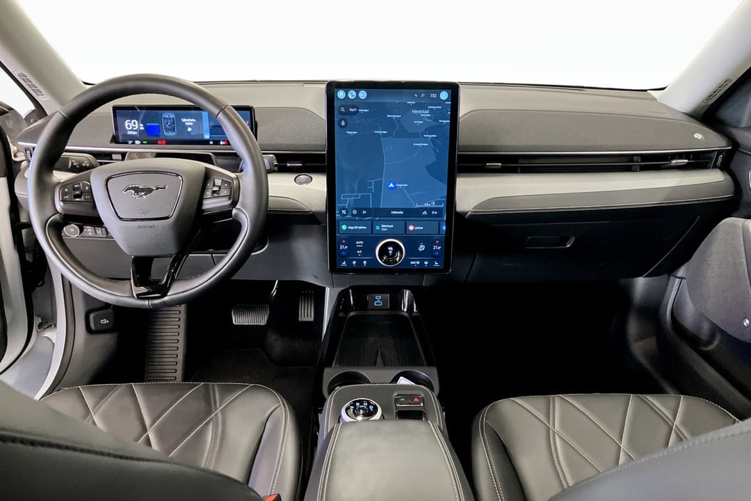 Ford Mustang Mach-E Standard Range