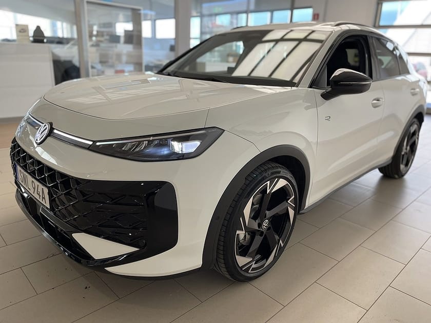 Bild 3 av Volkswagen T-Roc R-Line BlackStyle 1.5 eTSI 150 hk DSG|Head Up|Matrix