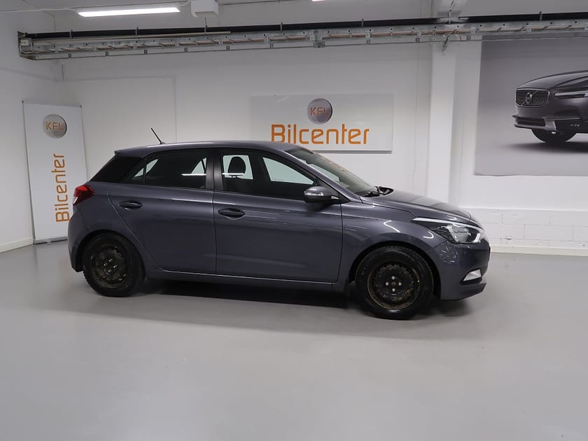 Bild 5 av Hyundai i20 1.2 Comfort V-Däck ingår Rattvärme-AUX-USB