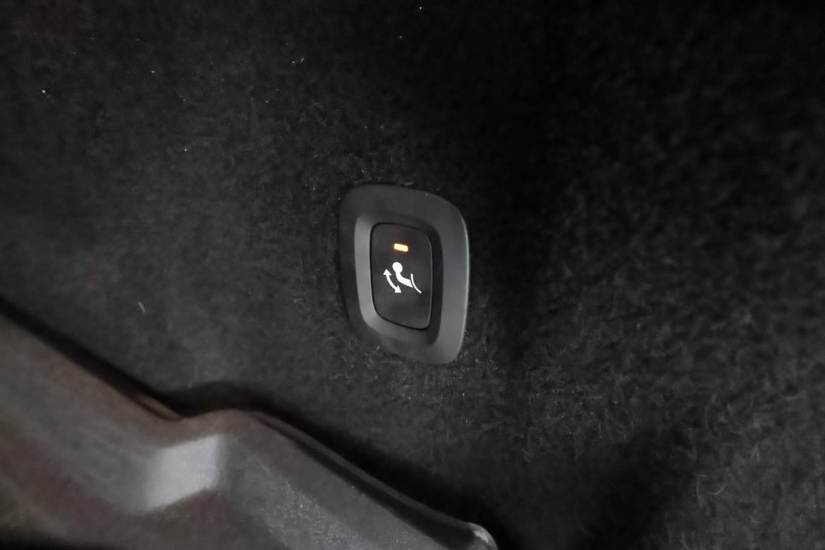 Volvo XC60 2022 - miniatyr 17