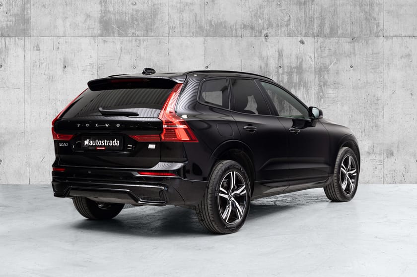 Bilde 5 av Volvo XC60 T6 R-Design, El.sete, Panorama soltak, Kamera, Navi