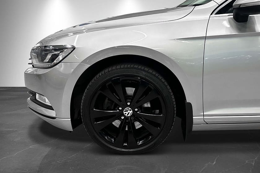 Bild 3 av Volkswagen Passat Sportscombi 2.0 TDI 150hk Executive Business Drag Värmare Kamrembyt