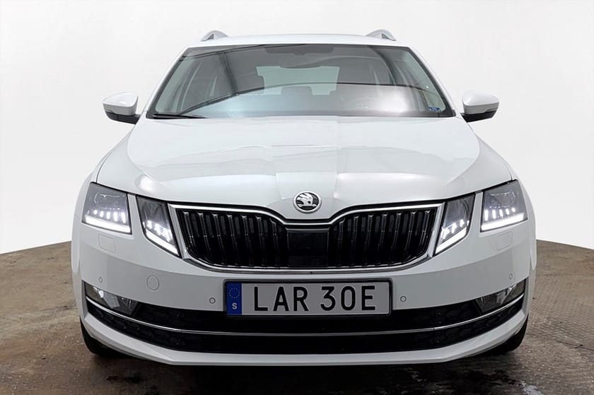 Bild 3 av Škoda Octavia Kombi G-TEC Skoda 1.5 TSI Style Drag Värmare Delläder