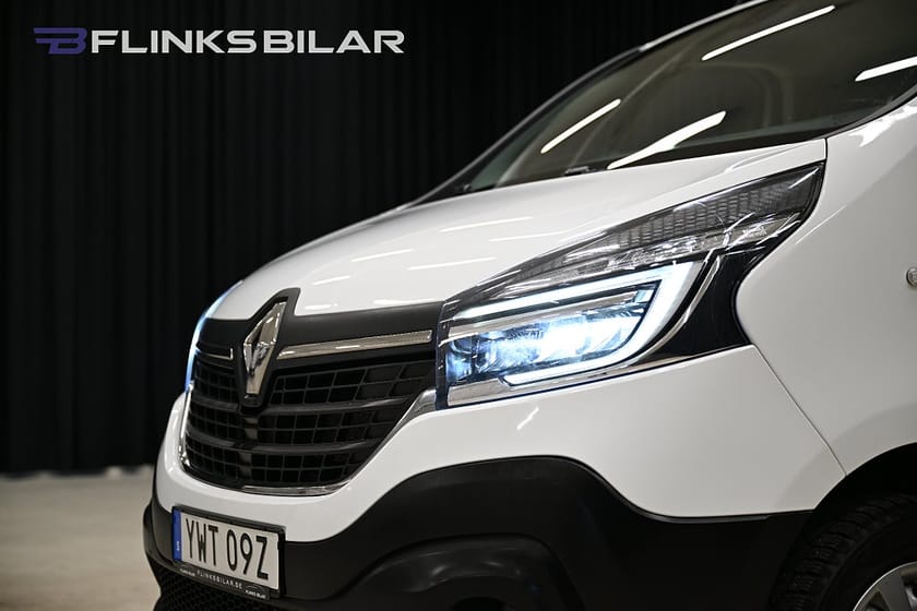 Bild 3 av Renault Trafic Skåpbil dCi 120HK L2|Lång|LED|Värmare|EnÄgare|Kamkedja|Leasbar