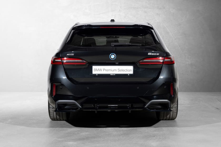 Bilde 3 av BMW 550e xDrive Touring Touring, M Sport PRO, B/W, H-feste, BSI