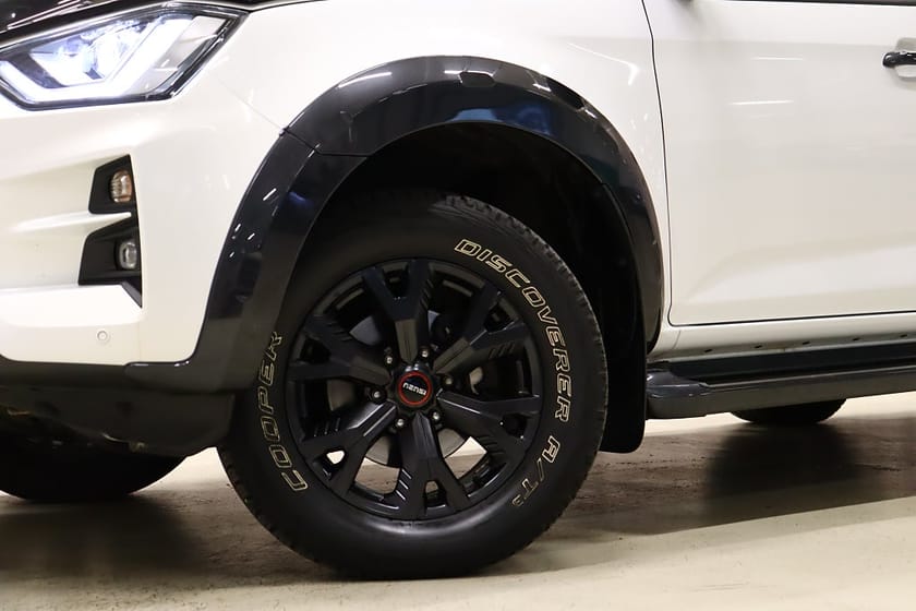 Bild 4 av Isuzu D-Max Crew Cab 163HK Automat|Rolltop|Flakbåge|Släde|SeUtr!