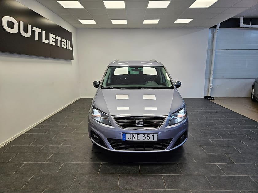 Bild 4 av SEAT Alhambra 7-Seater FR-Line 7sits 2.0TDI 4Drive 184hk Värmare Drag