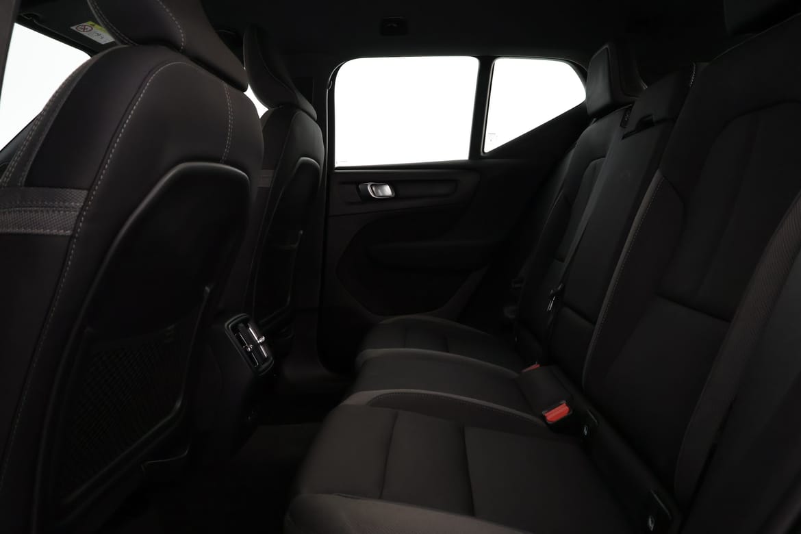 Volvo XC40 2023 - miniatyr 10