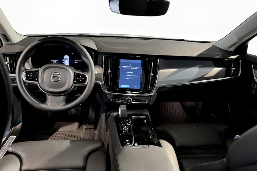 Bild 5 av Volvo V90 Recharge T6 Plus Dark