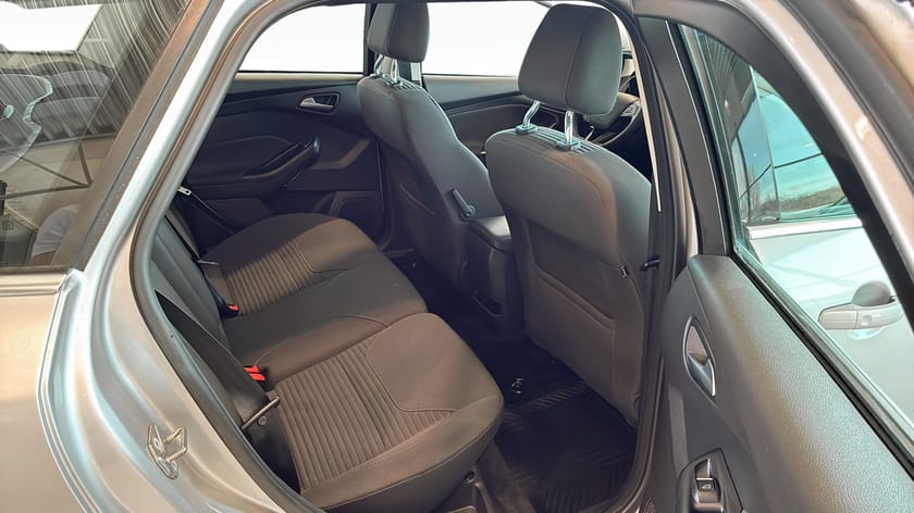 Bild 5 av Ford Focus Kombi III TURNI