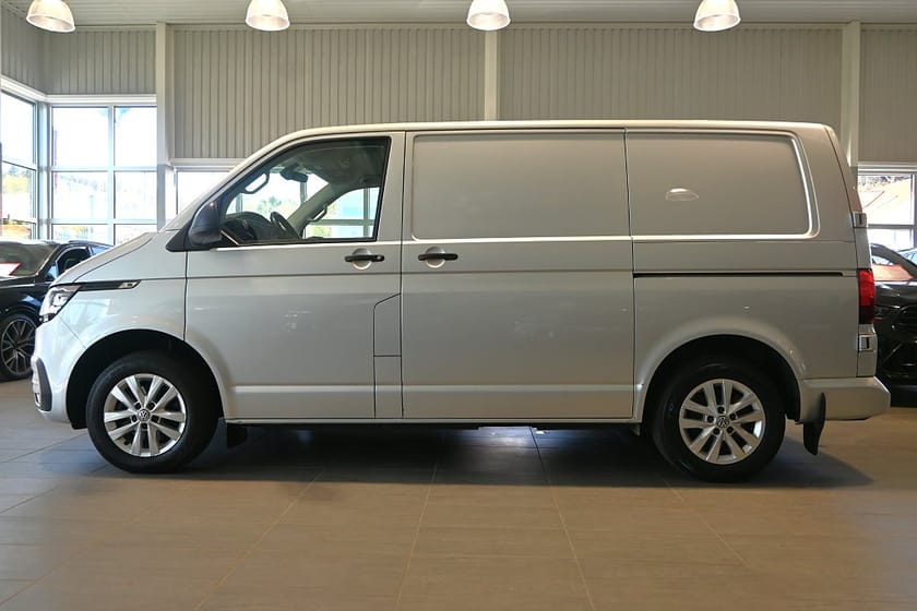 Bild 2 av Volkswagen Transporter T30 TDI 150hk DSG V-inredd Värmare LED