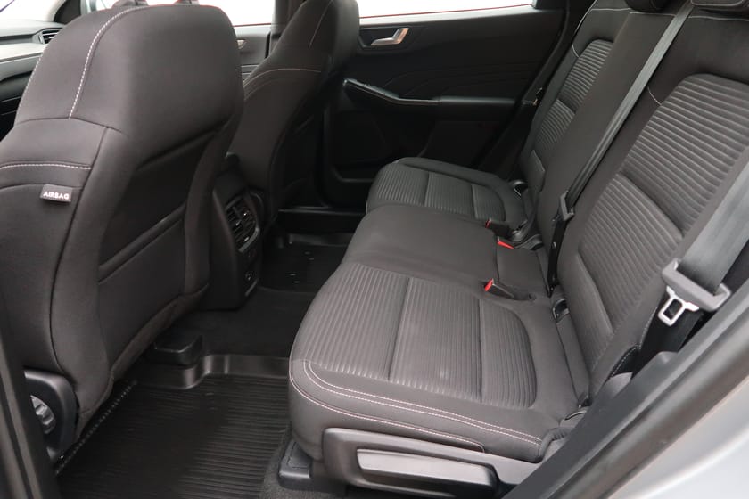 Bild 5 av Ford Kuga 1.5 150 Titanium / Nav / Kamera / Rattväme