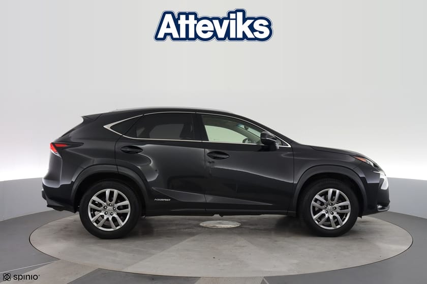 Bild 2 av Lexus NX 300h AWD EXECUTIVE Hybrid *Drag/Elbaklucka/Läder*