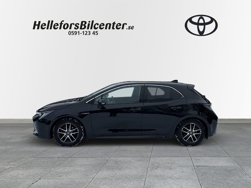 Bild 3 av Toyota Corolla Hybrid 5dr Executiv DRAG Vhjul LED ramp