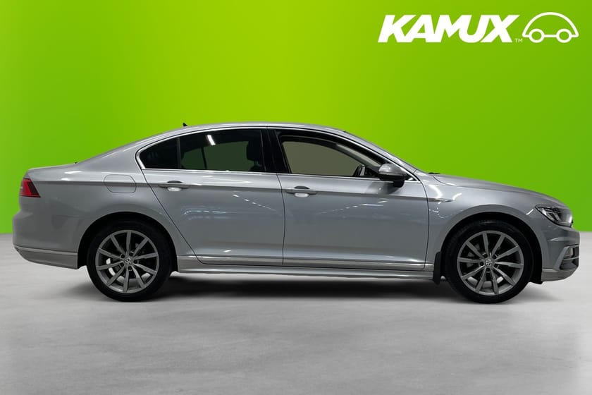 Bild 2 av Volkswagen Passat 2.0 TDI 4Motion 190hk R-Line GT Cockpit Värmare