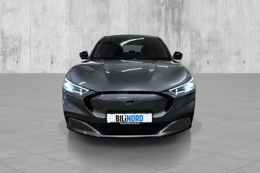 Bilde 3 av Ford Mustang Mach-E Long Range AWD Premium LR Krok, panorama, 360, ACC, el.seter, B&O,