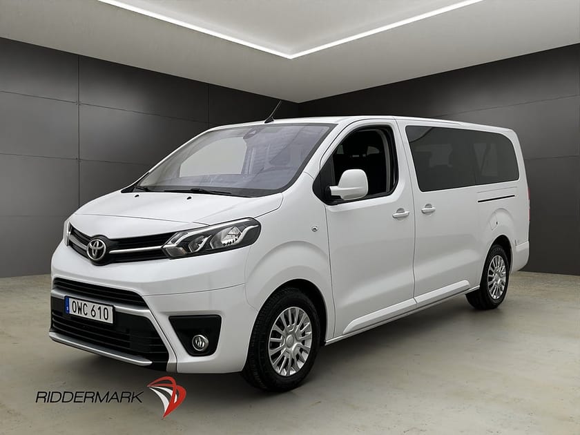 Bild 1 av Toyota Proace Verso Extra Lång 2.0D PDC 9-Sits CARPLAY MOMS