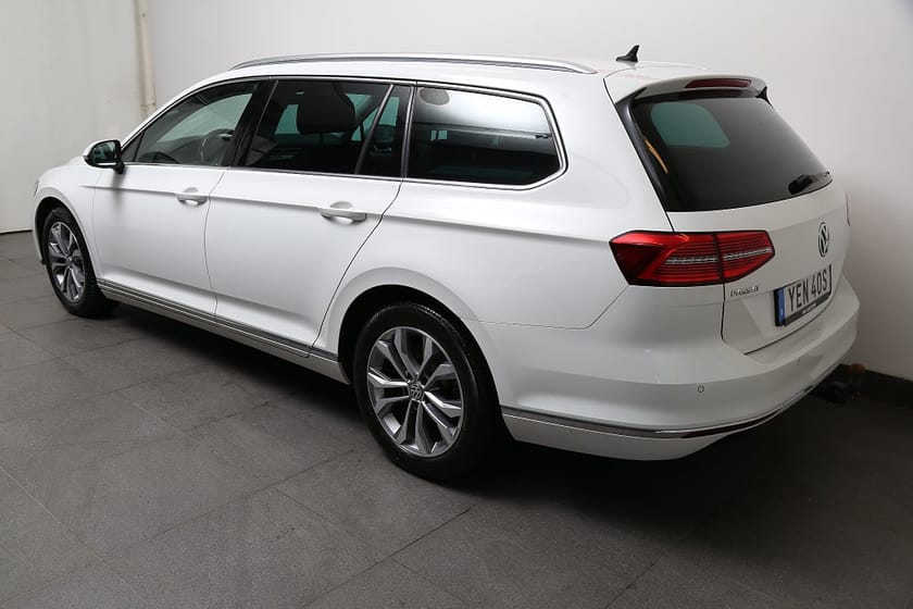 Bild 2 av Volkswagen Passat Sportscombi 2,0 TDI 190hk DSG Executive Värmare Drag