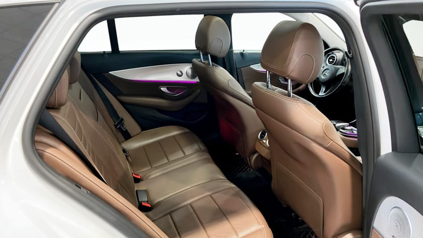 Bild 4 av Mercedes-Benz E 220 d 4MATIC All-Terrain KOMBI
