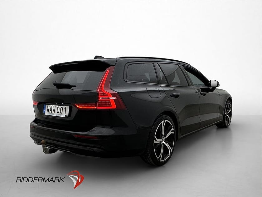 Bild 5 av Volvo V60 T8 456hk AWD Ultimate Dark B&W Pano HUD Värm MOMS