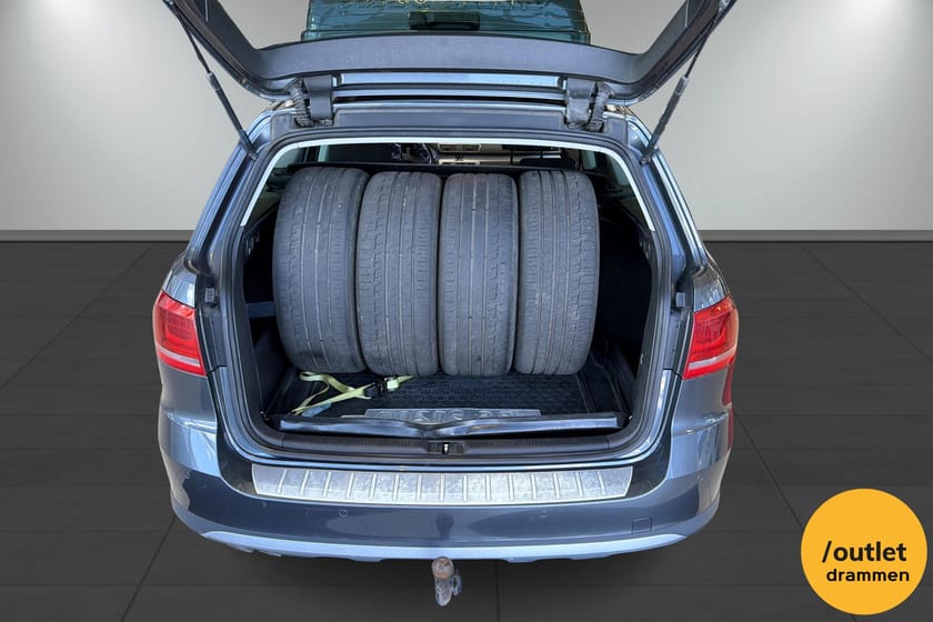 Bilde 4 av Volkswagen Passat Alltrack 140HK / Skiboks / Webasto /