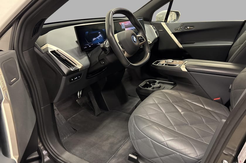 Bilde 5 av BMW iX xDrive50 Fully charged, LUFT, Laser, H/K, 22" sommer +