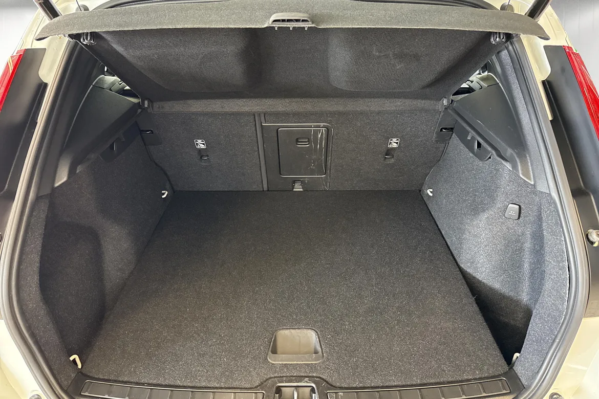 picture of a car