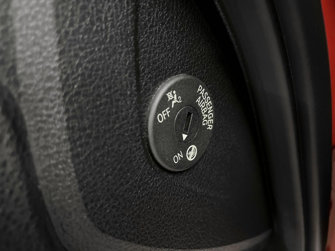 BMW 3-serie 2018 - miniatyr 20