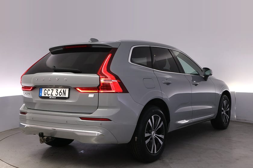 Bild 5 av Volvo XC60 Recharge T6 AWD Core Bright Pano Kamera Navi Drag